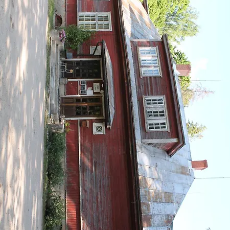 Apartmán Lindi Kooli Kohvik *